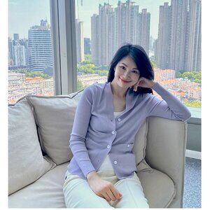 AmandaX 100% Wool V-Neck Cardigan – Size M